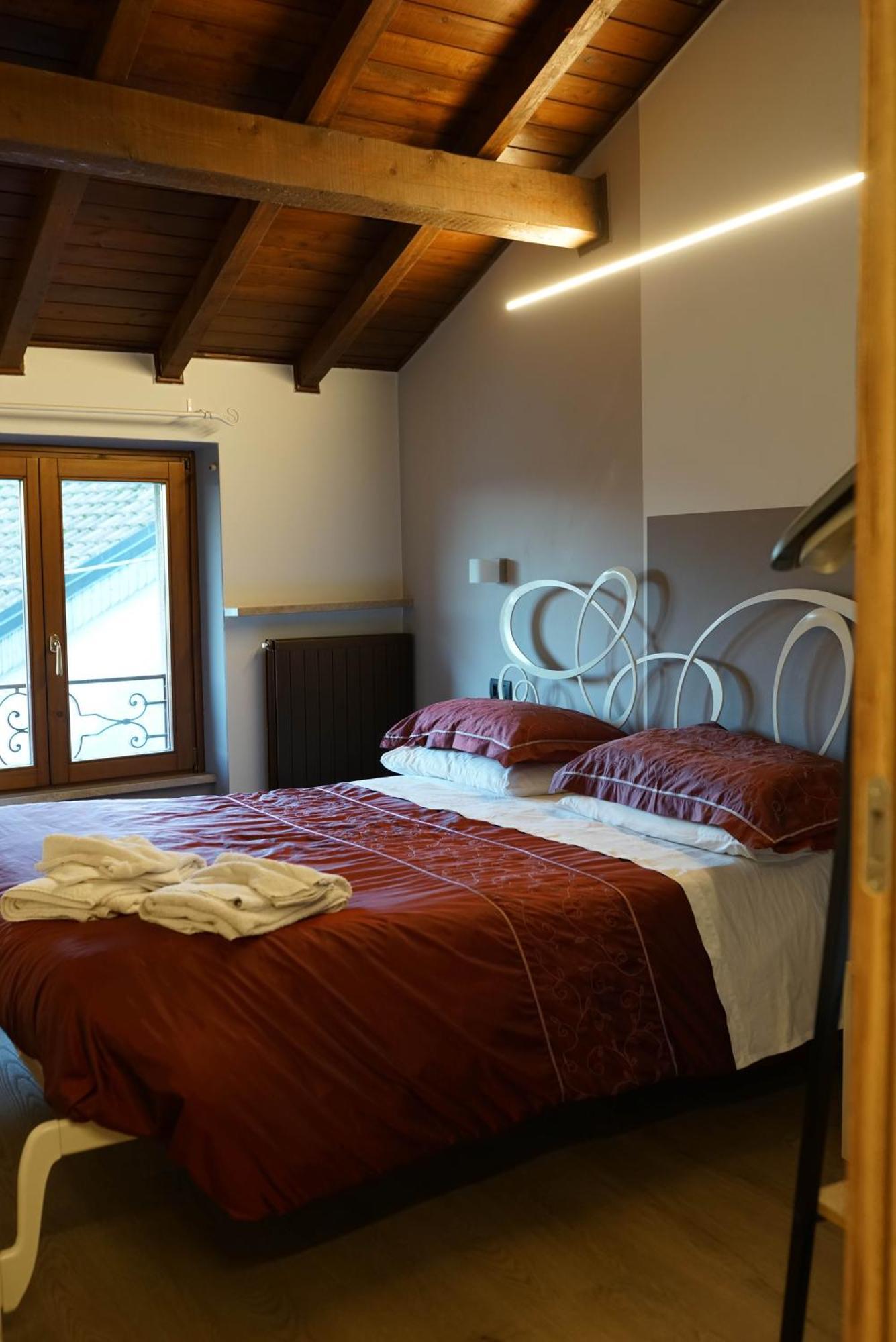 Portola La Vecchia Dimora Villa Roncola Exteriör bild