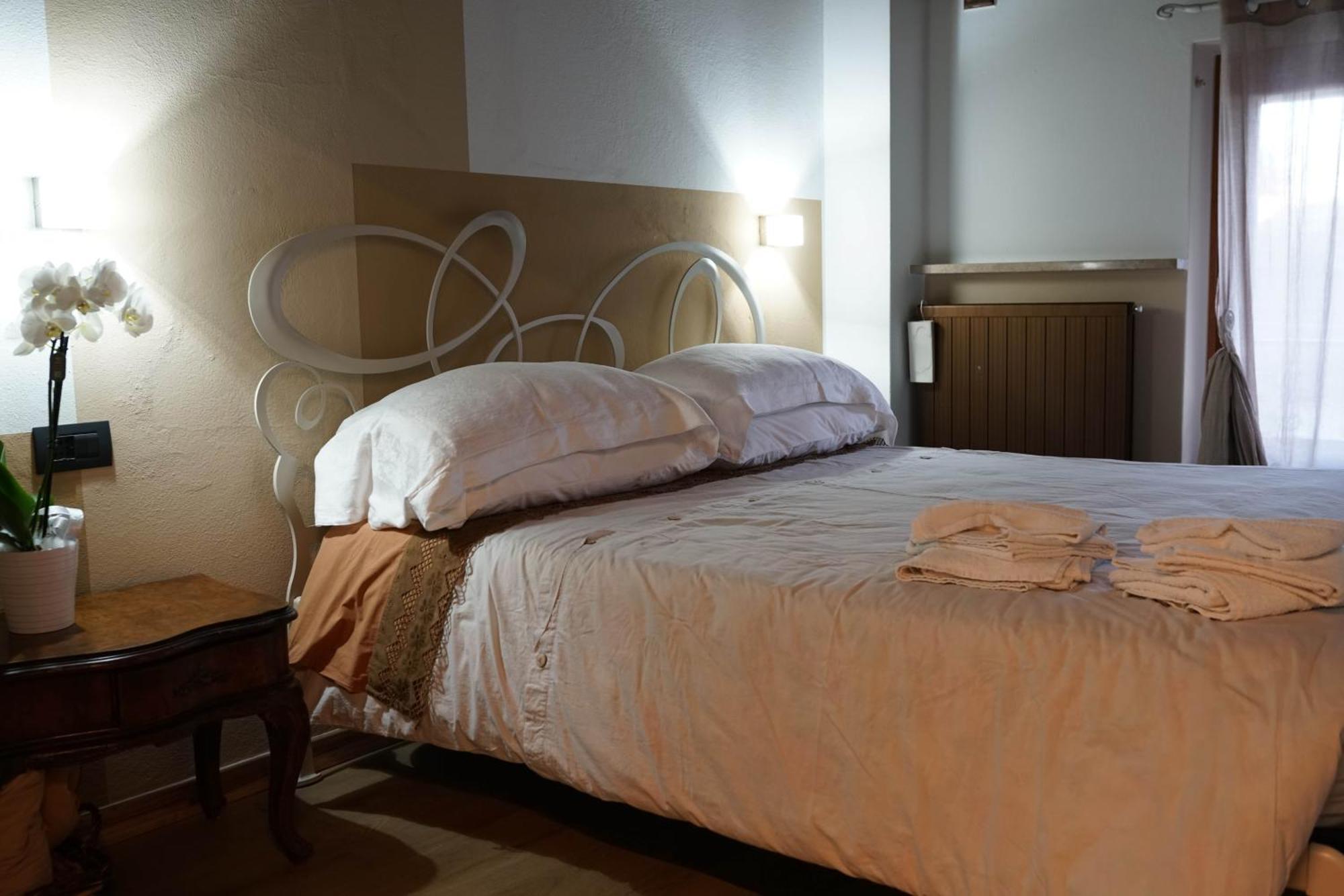 Portola La Vecchia Dimora Villa Roncola Exteriör bild