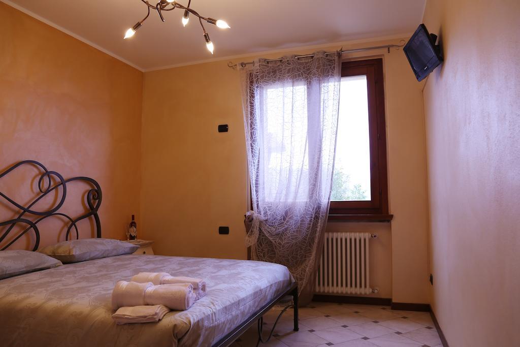 Portola La Vecchia Dimora Villa Roncola Rum bild